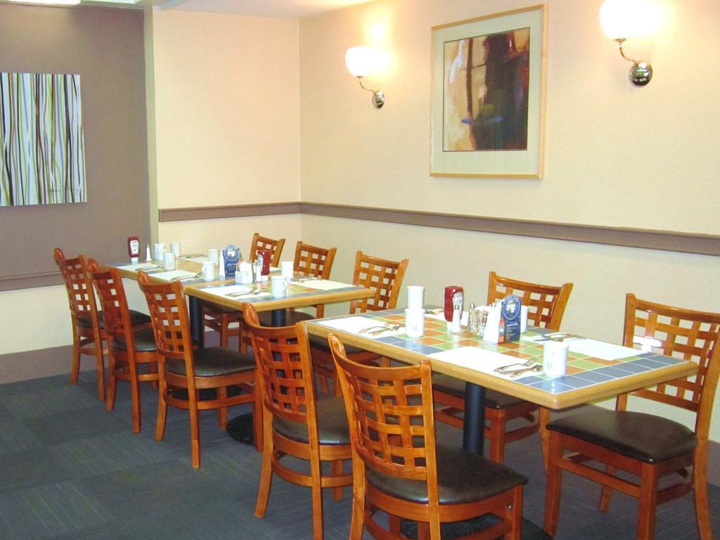 Park Inn & Suites By Radisson Vancouver Extérieur photo