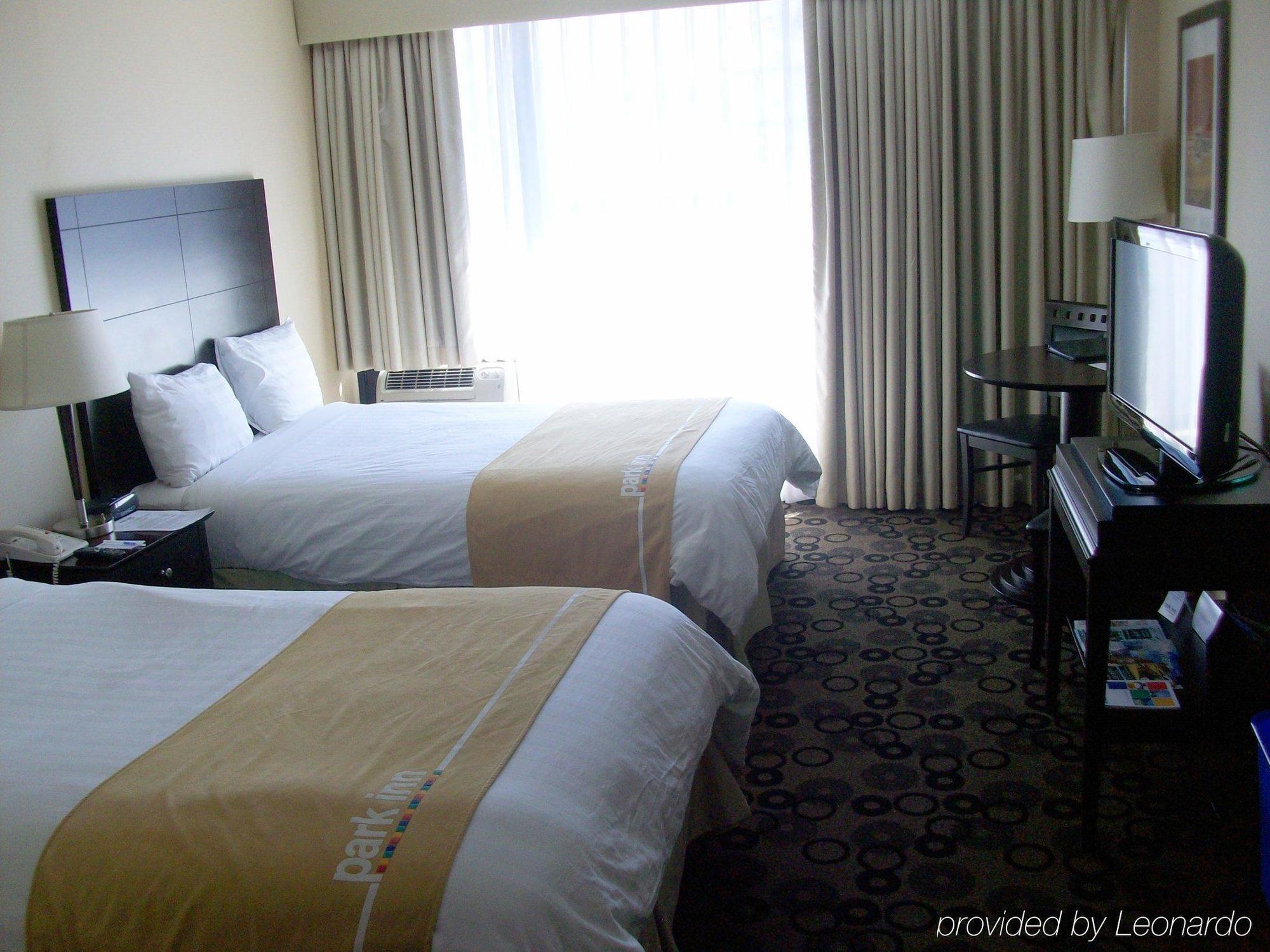 Park Inn & Suites By Radisson Vancouver Chambre photo