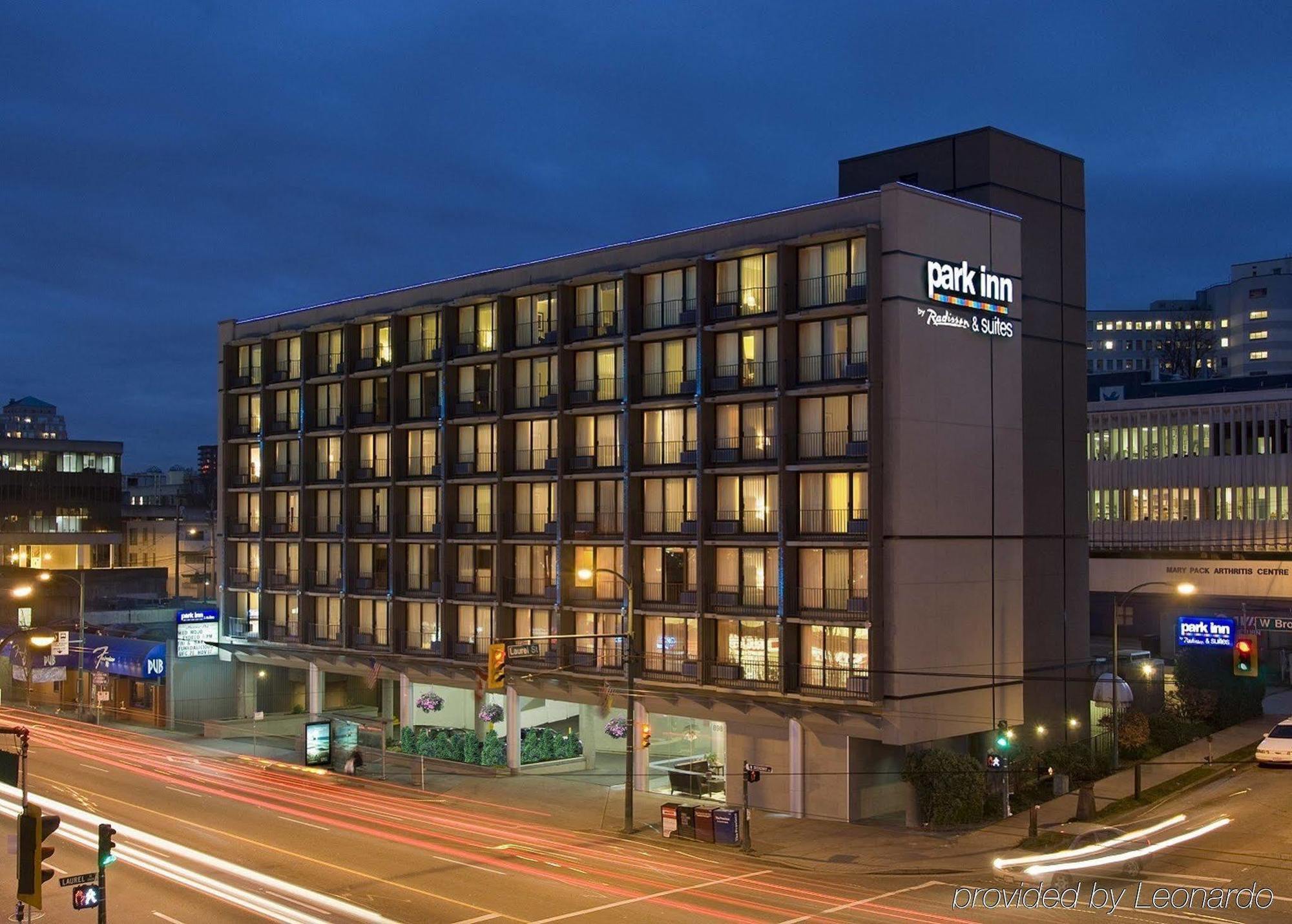 Park Inn & Suites By Radisson Vancouver Extérieur photo