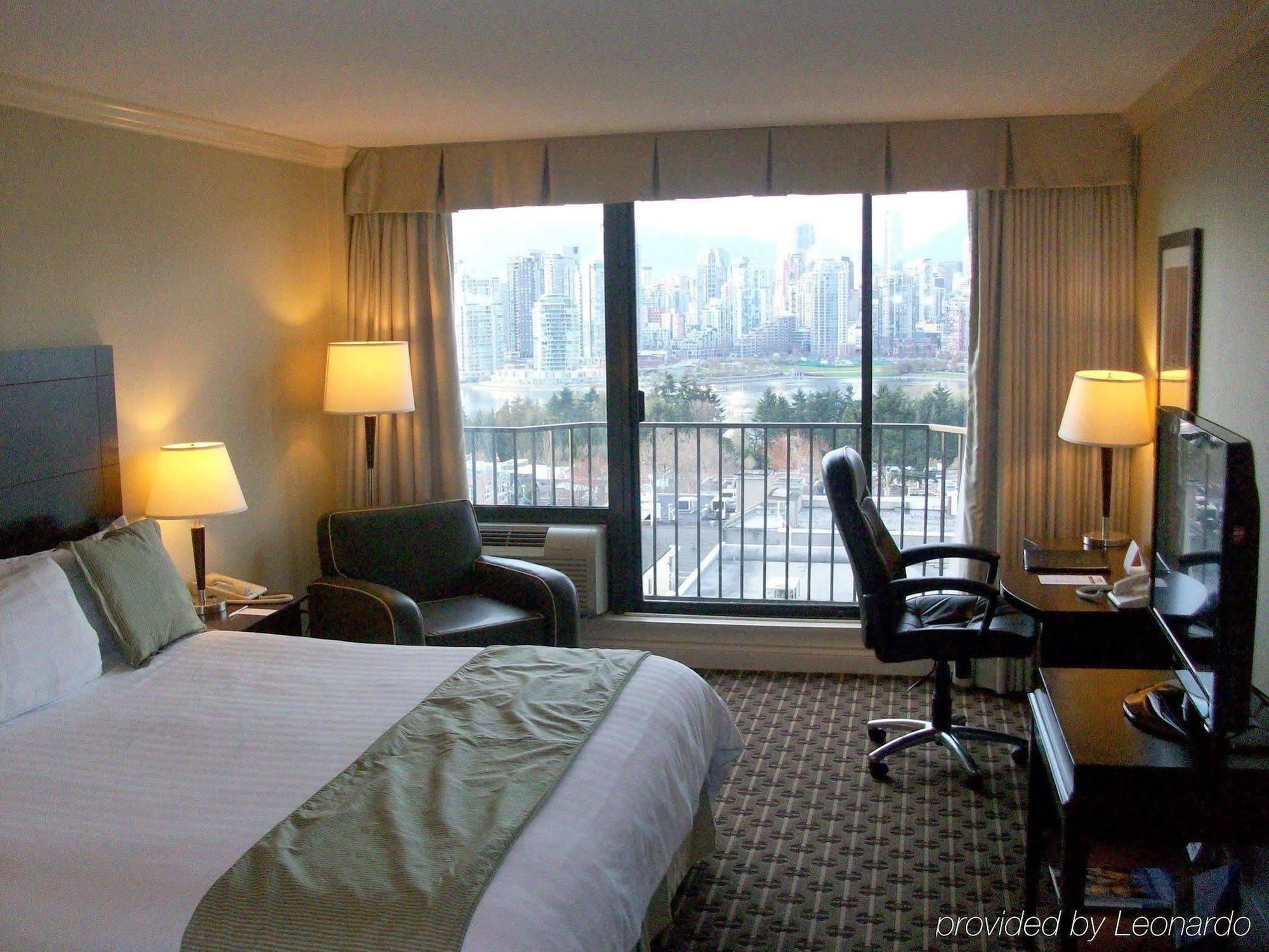 Park Inn & Suites By Radisson Vancouver Chambre photo