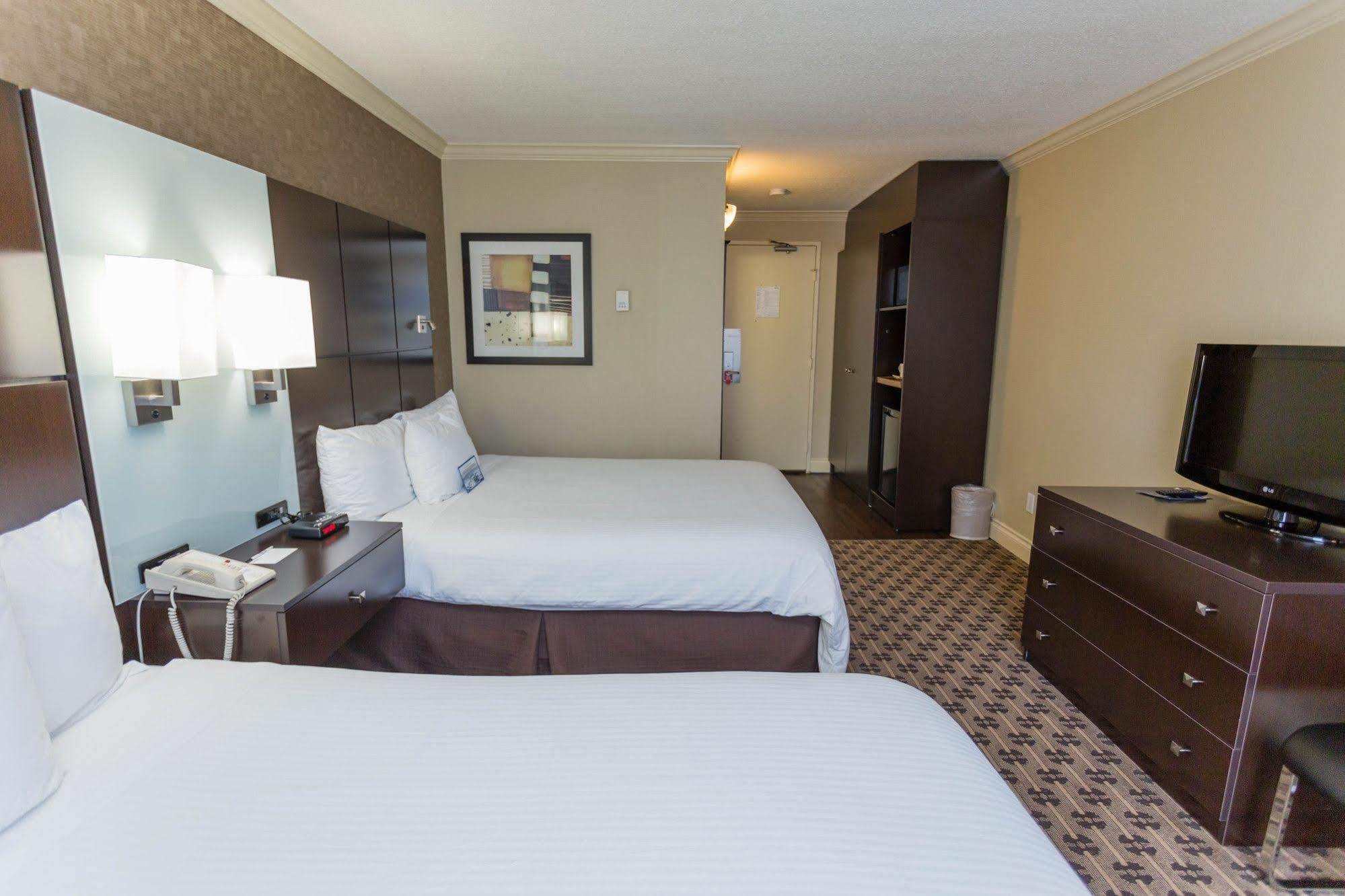 Park Inn & Suites By Radisson Vancouver Extérieur photo