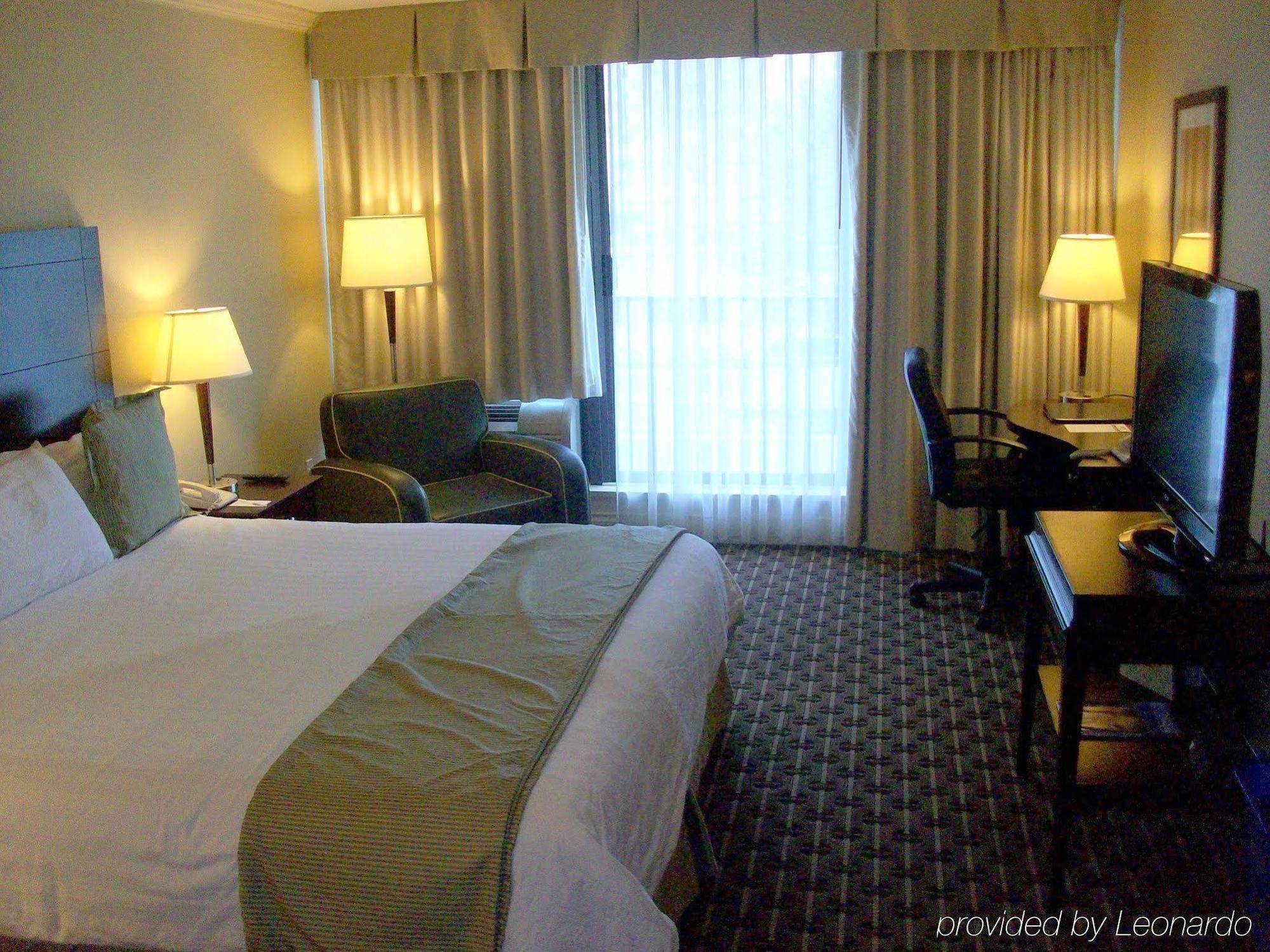 Park Inn & Suites By Radisson Vancouver Extérieur photo